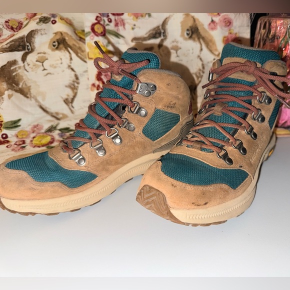 Merrell Shoes - Women’s 7  Merrell Ontario 85 Mesh Mid waterproof hiking boots Dragonfly Shoes